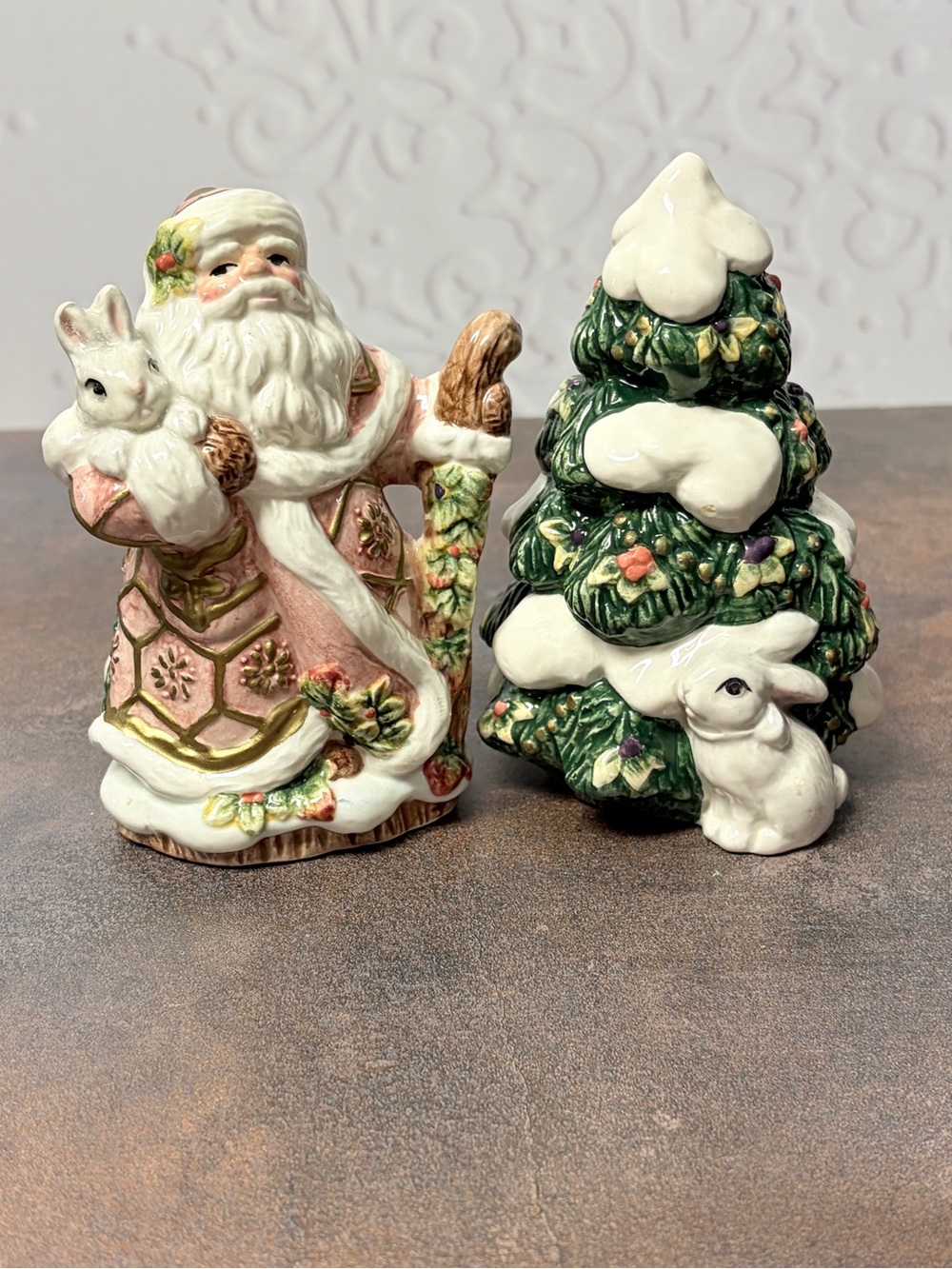 Fitz & Floyd Snowy Woods Santa Rabbit Christmas Tree Salt Pepper Shakers 1996
